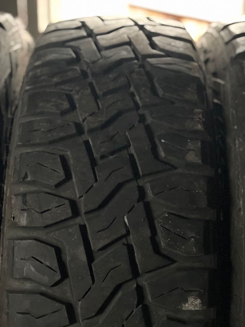 3757 トーヨー　215/65R16 ホワイトレター　4本セット