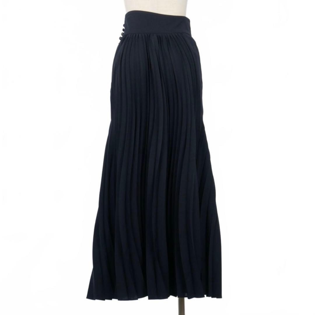 【マメクロゴウチ】 Curved Pleated Flared Skirt