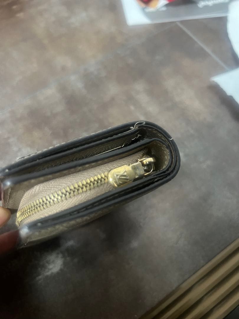 ルイ・ヴィトン 財布 ポルトフォイユ・クレア