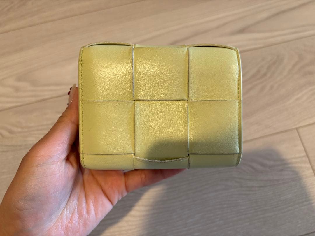BOTTEGA VENETA 三つ折り財布 ライトグリーン