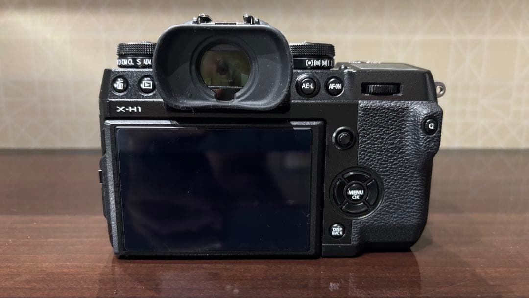 富士フイルム　X-H1 バッテリー5本付き