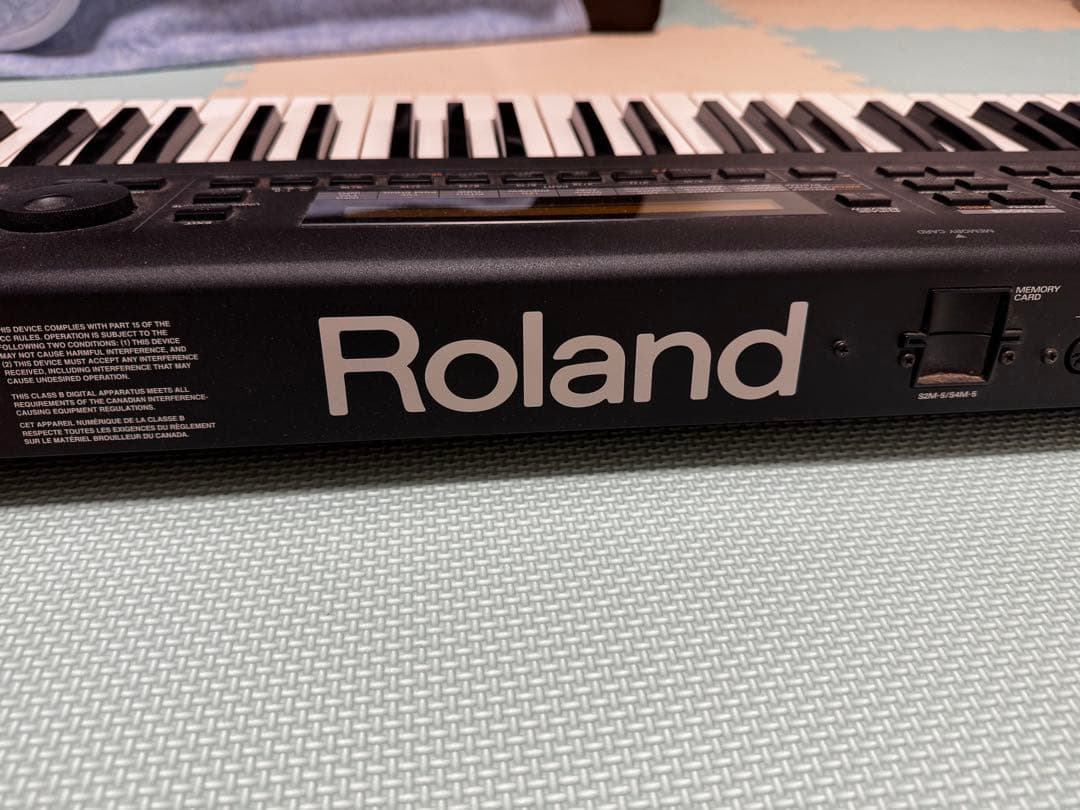 Roland XP-30 シンセサイザー 61鍵