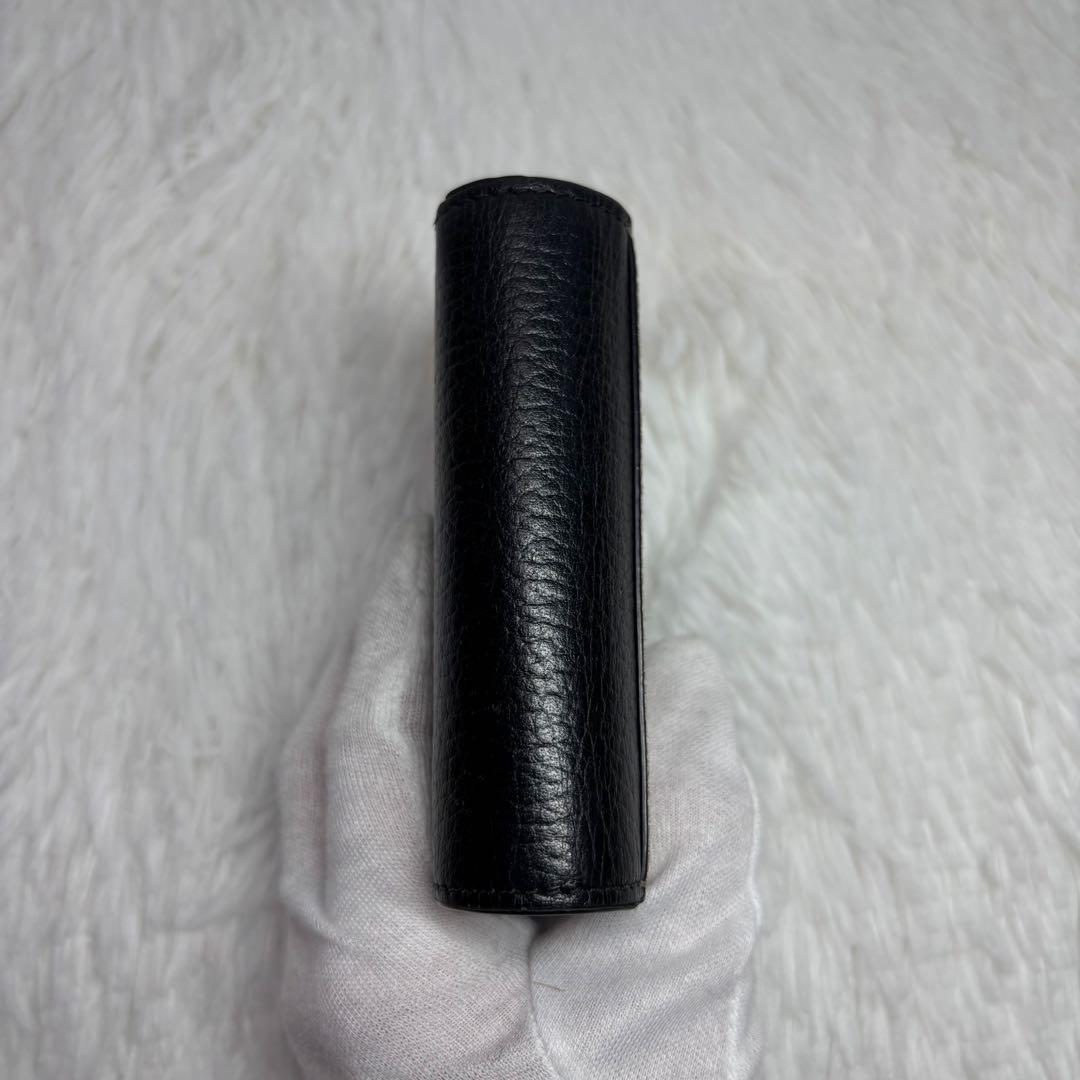 ✨極美品✨ グッチ GGスプリーム マーモント 二つ折り財布 L字ジップ 黒