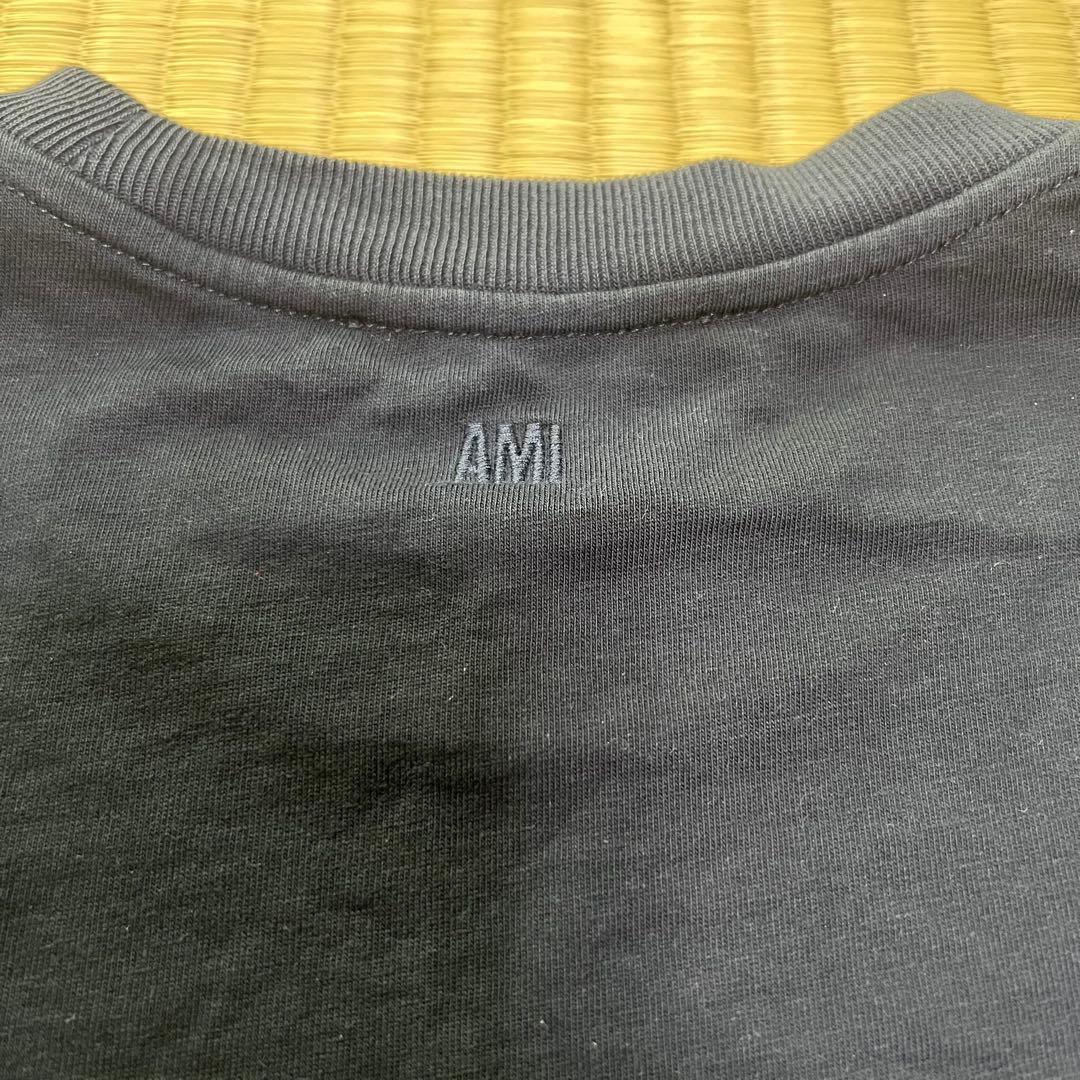アミパリス　AMI Paris クロップド Tシャツ