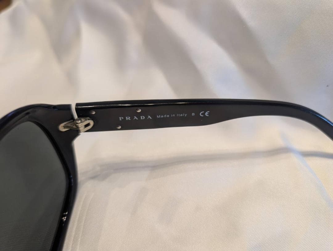 PRADA プラダ サングラス SPR10M