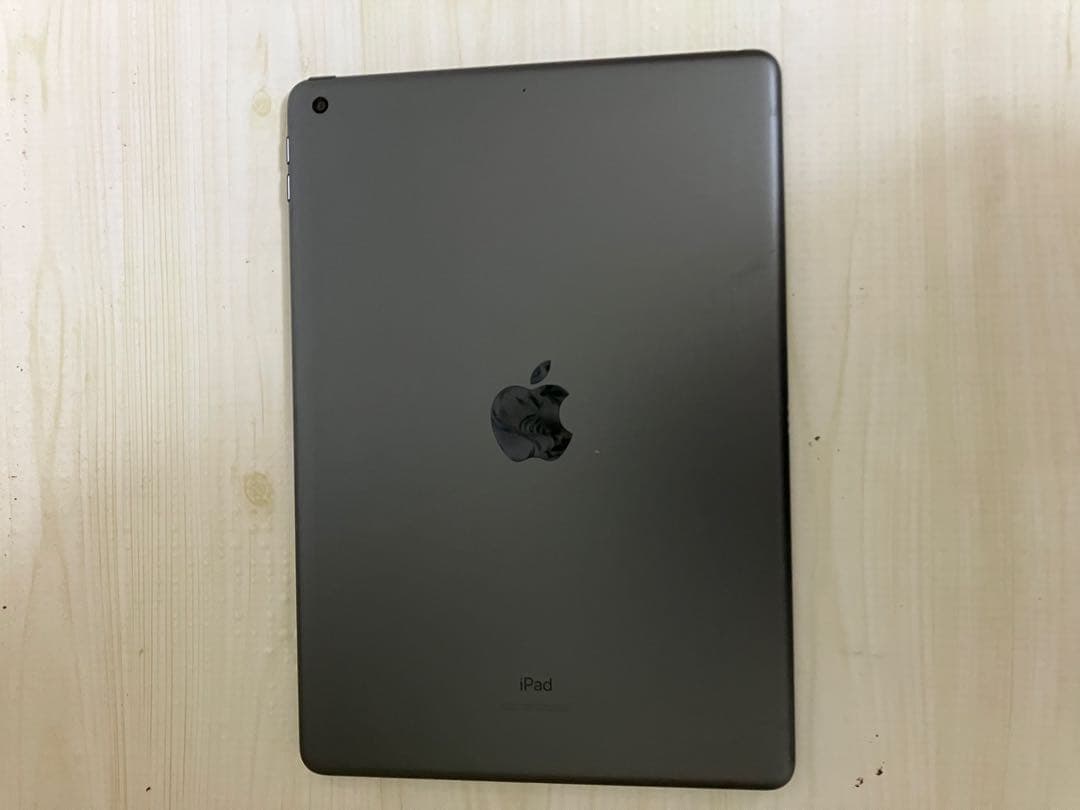 iPad 第8世代 32GB バッテリー良好