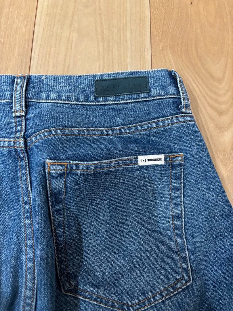 シシクイ THE SHISHIKUI low rise INDIGOデニムパンツ