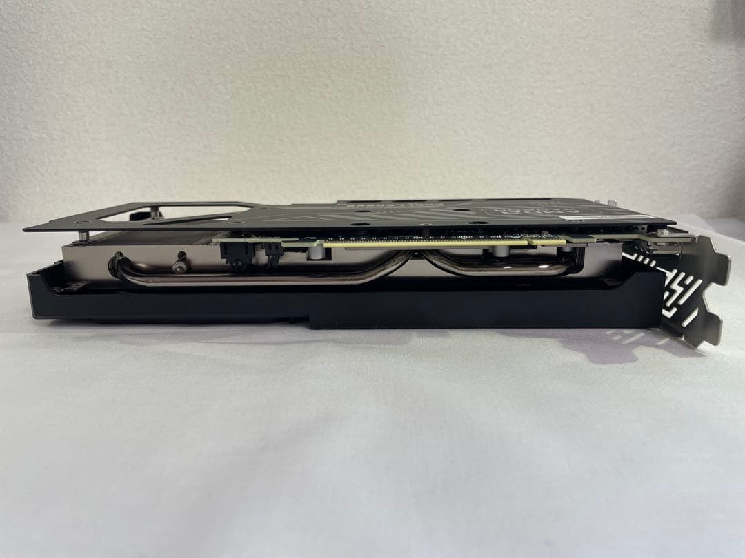 グラフィックボード・グラボ・ビデオカード ASRock AMD Radeon RX 9060 XT 16GB