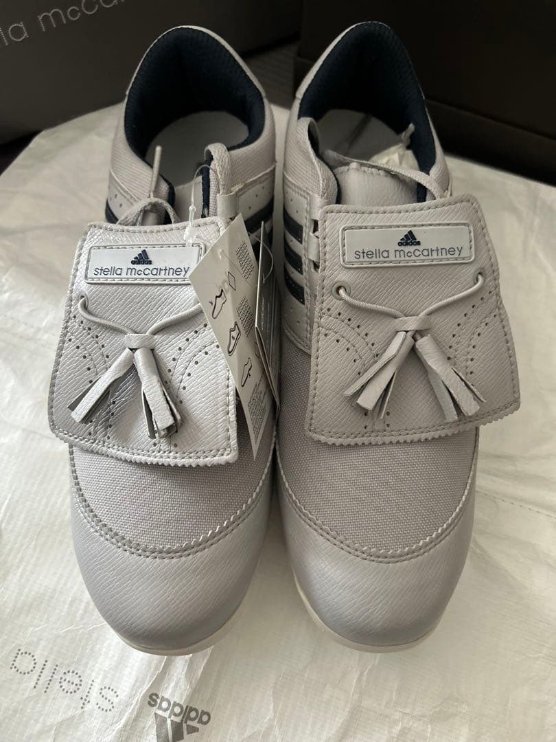 Stella McCartney ゴルフシューズ 女性シルバーグレー新品7.5