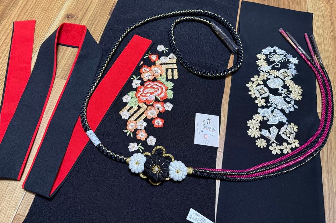 正絹振袖フルセット★金駒刺繍・絞り加工