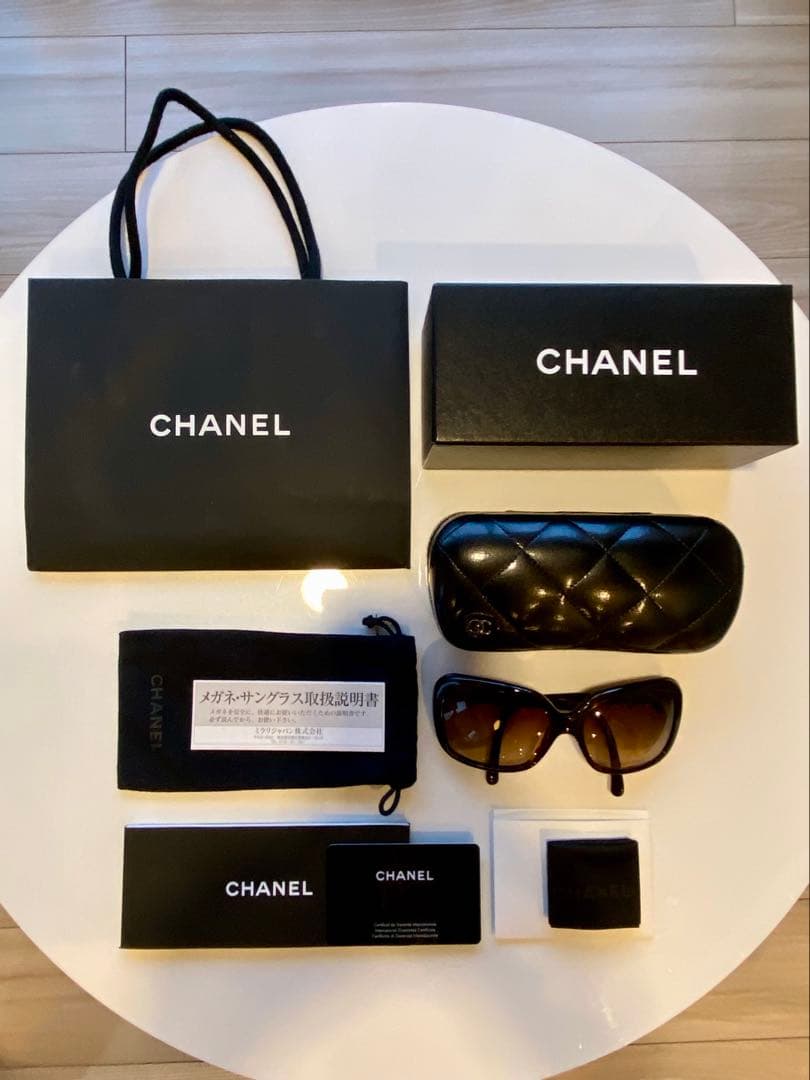 CHANEL リボン ココマーク 大きめフレーム サングラス