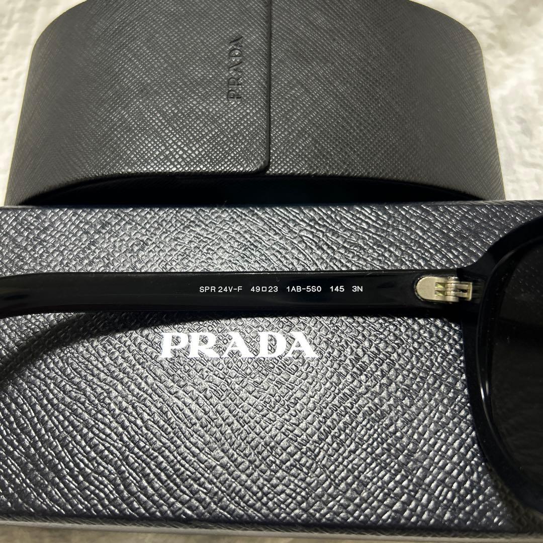 プラダ　PRADA サングラス　ブラック　付属品付き