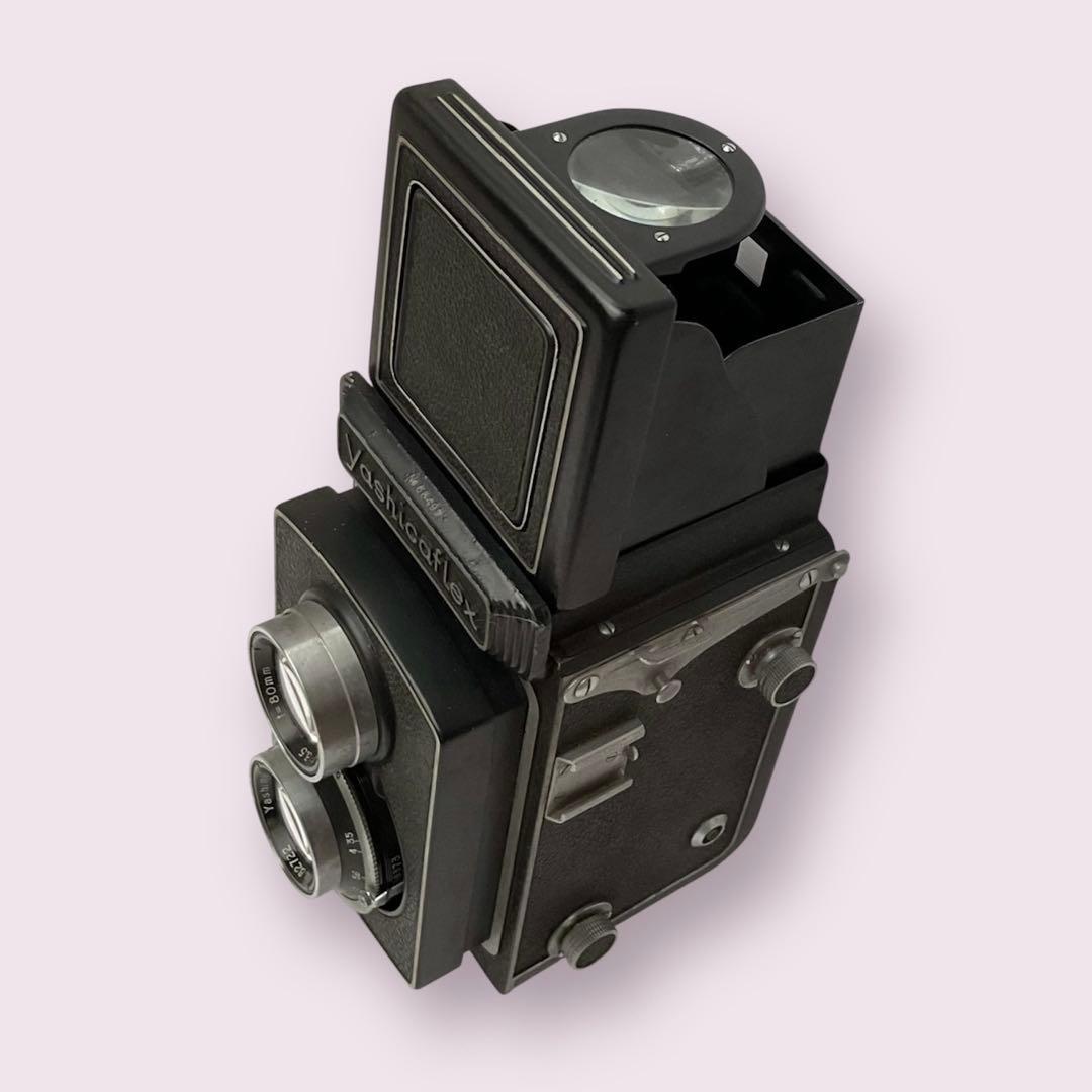 Yashicaflex　二眼レフカメラ　８０mm　Ｆ３.５