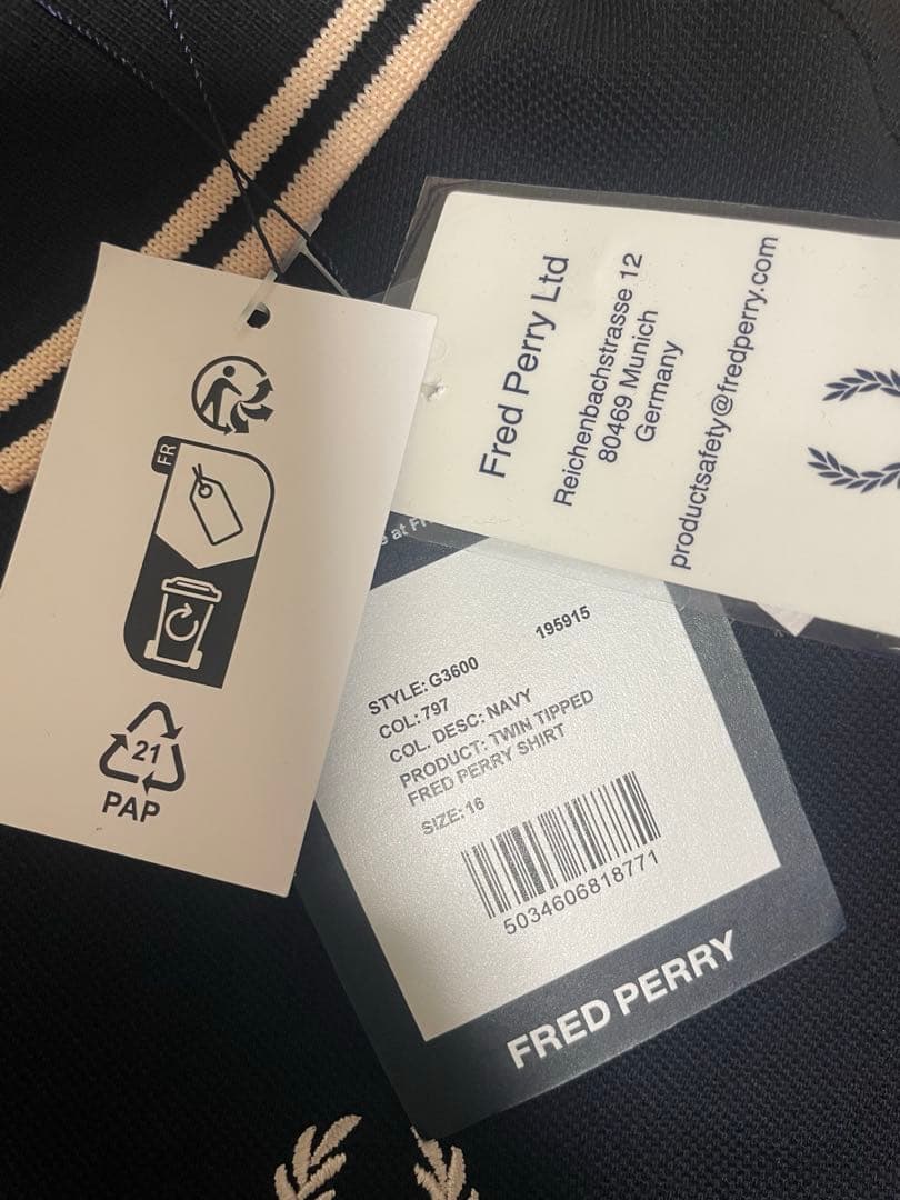 【タグあり/新品】FRED PERRY ネイビー ポロシャツ