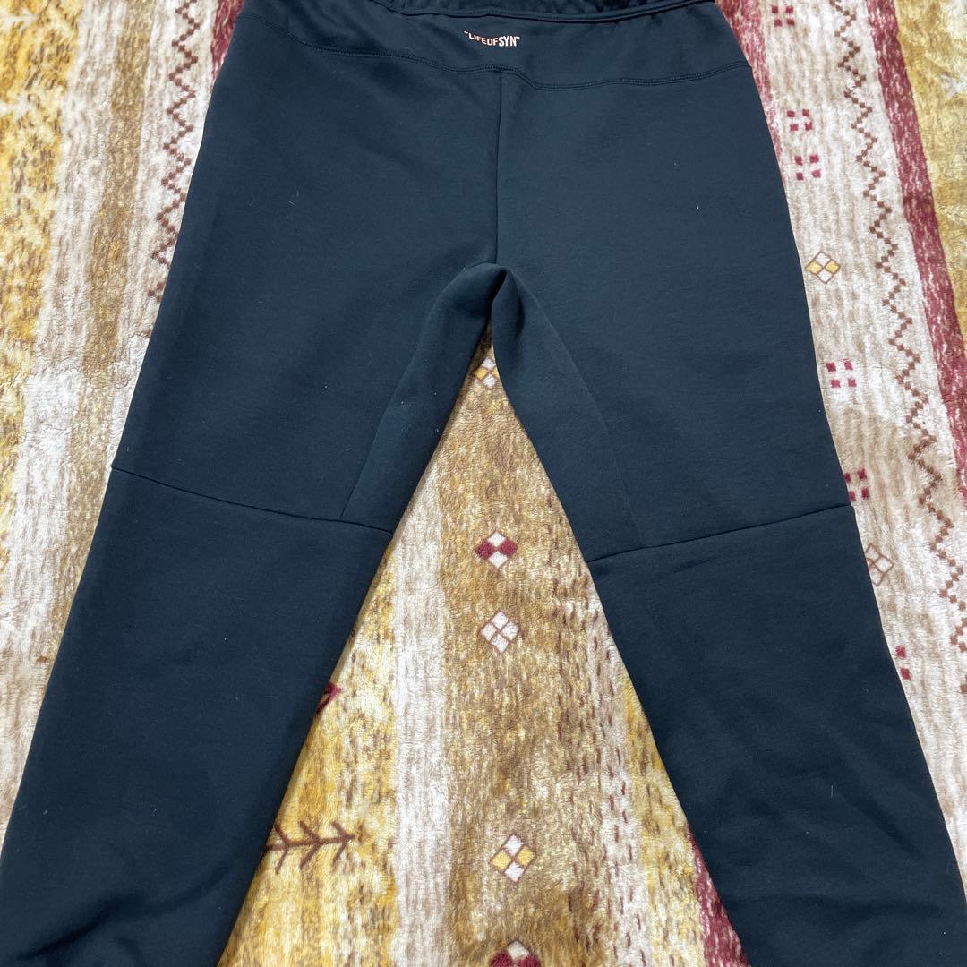 シナワルドナイキテック　上下 synaworld nike tech set