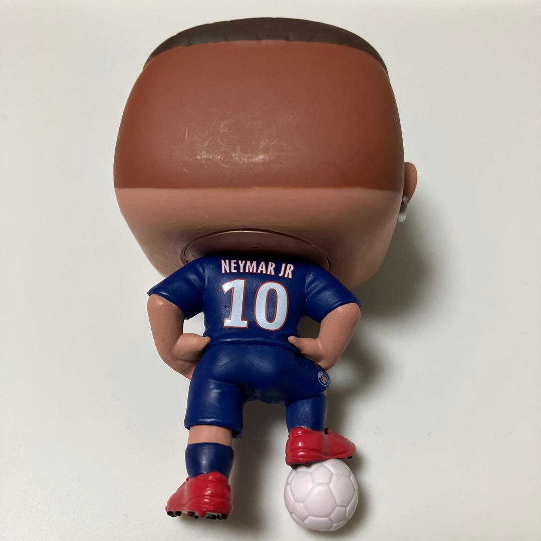 ネイマール　フィギュア　funko pop レア　完売品　貴重