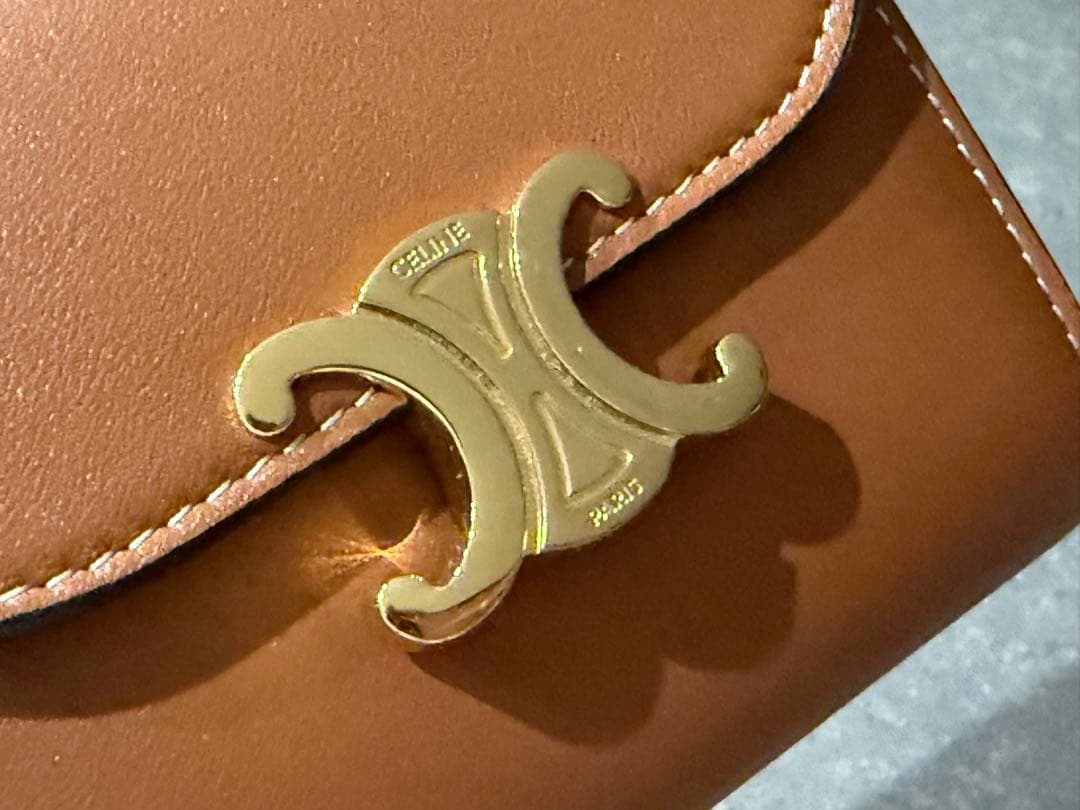 CELINE スモールフラップウォレット 三つ折り