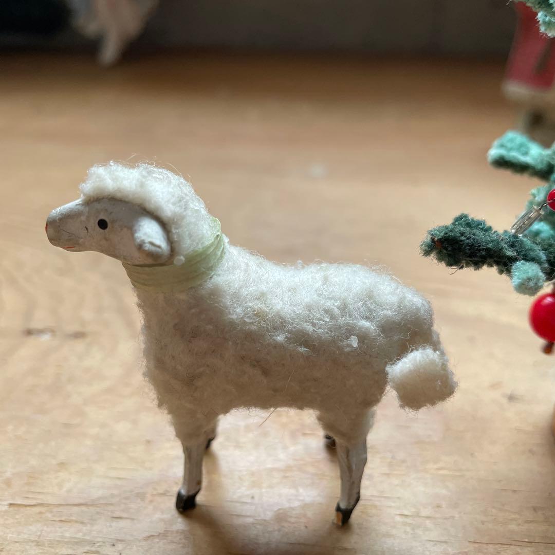 ヴィンテージ　モールのクリスマスツリー&ミニひつじ