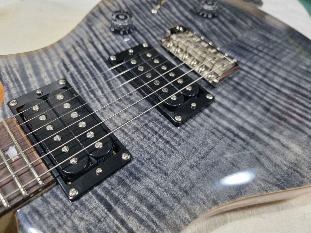 PRS SE Custom24　(Charcoal Natural)