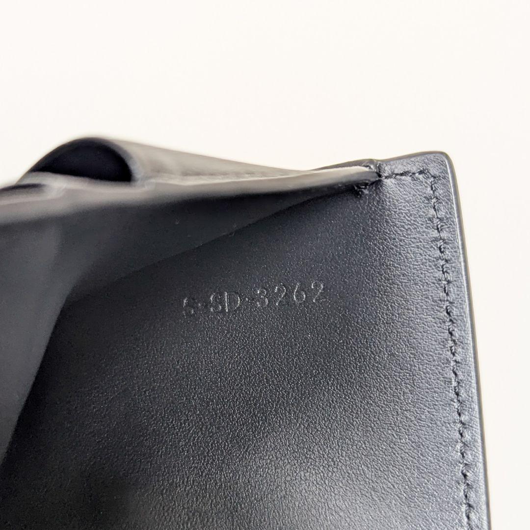 【正規品・付属品あり】CELINE　トリオンフ　三つ折り財布　ブラック