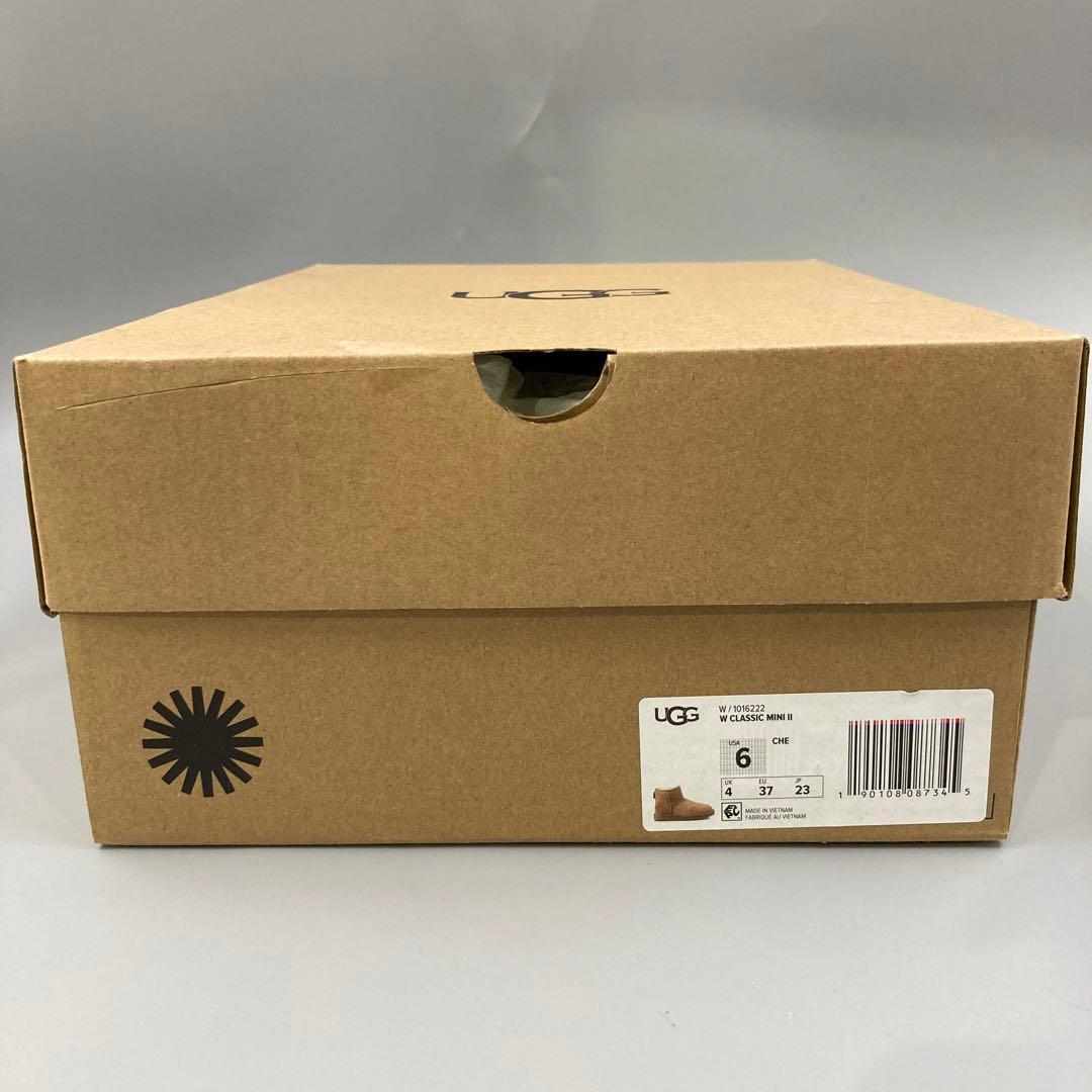☆新品未使用　UGG Classic Mini II 23センチ