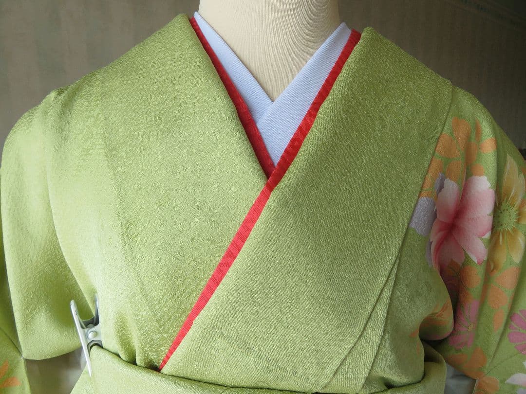 専用ページ　ミニーママ様　5194 振袖単品 黄緑 グリーン 正絹