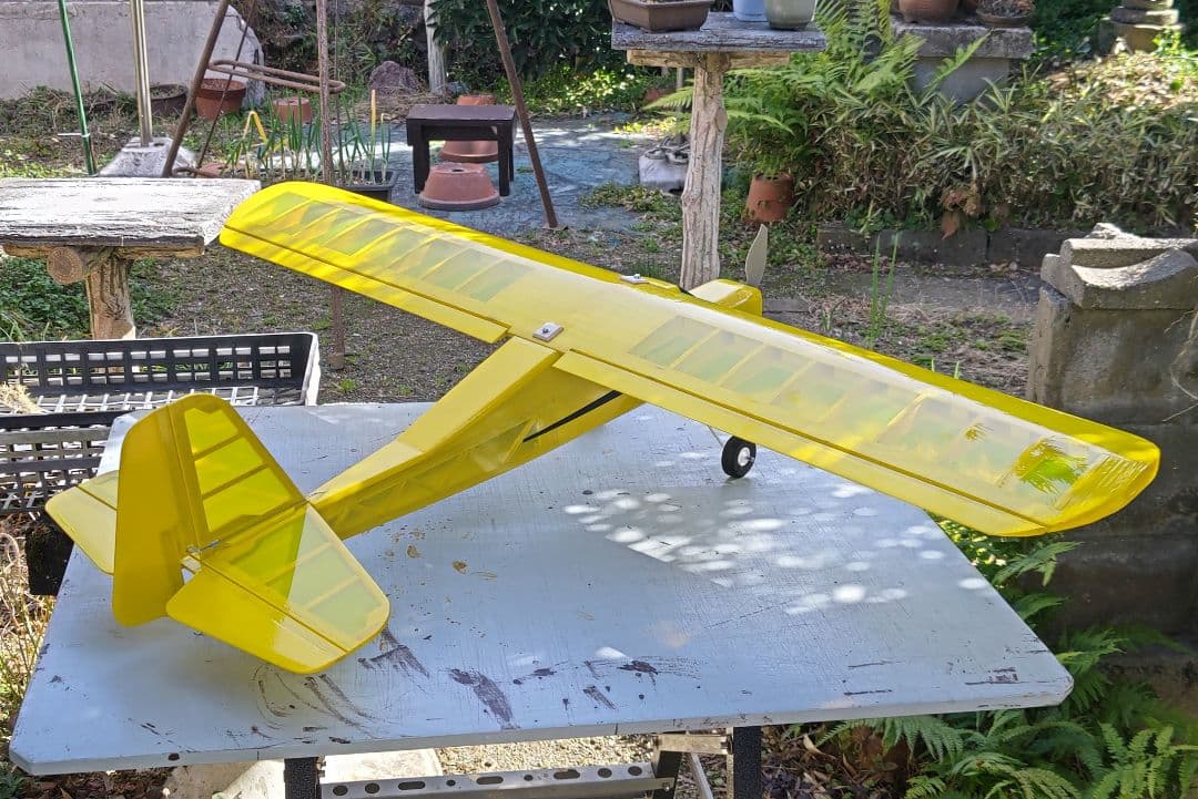 ラジコン飛行機