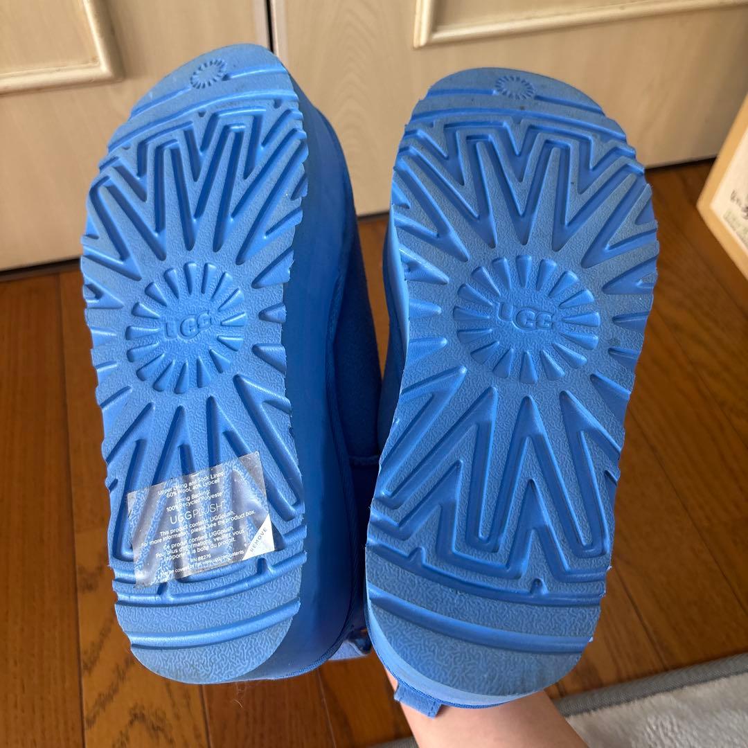 UGG Classic ウルトラミニプラット 厚底ブーツ