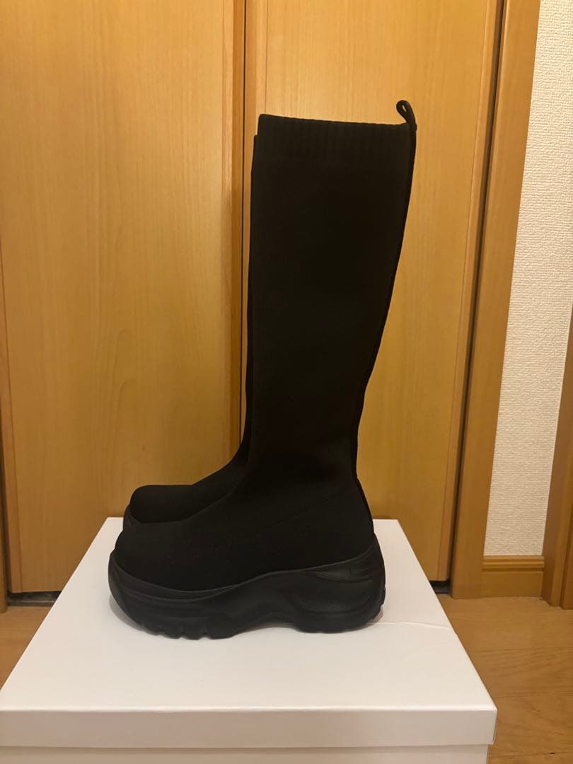 鈴木亜美 ブラック ニット ロングブーツ 厚底 Sサイズ