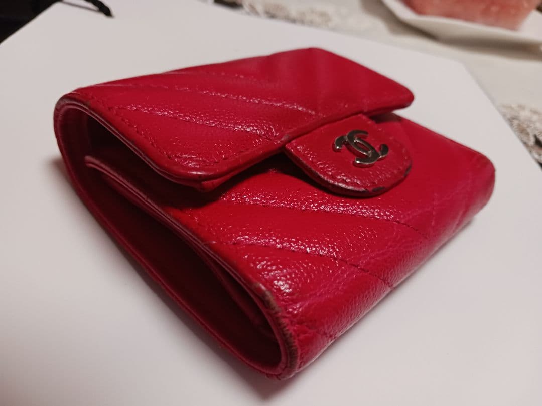 CHANEL 赤 三つ折り財布