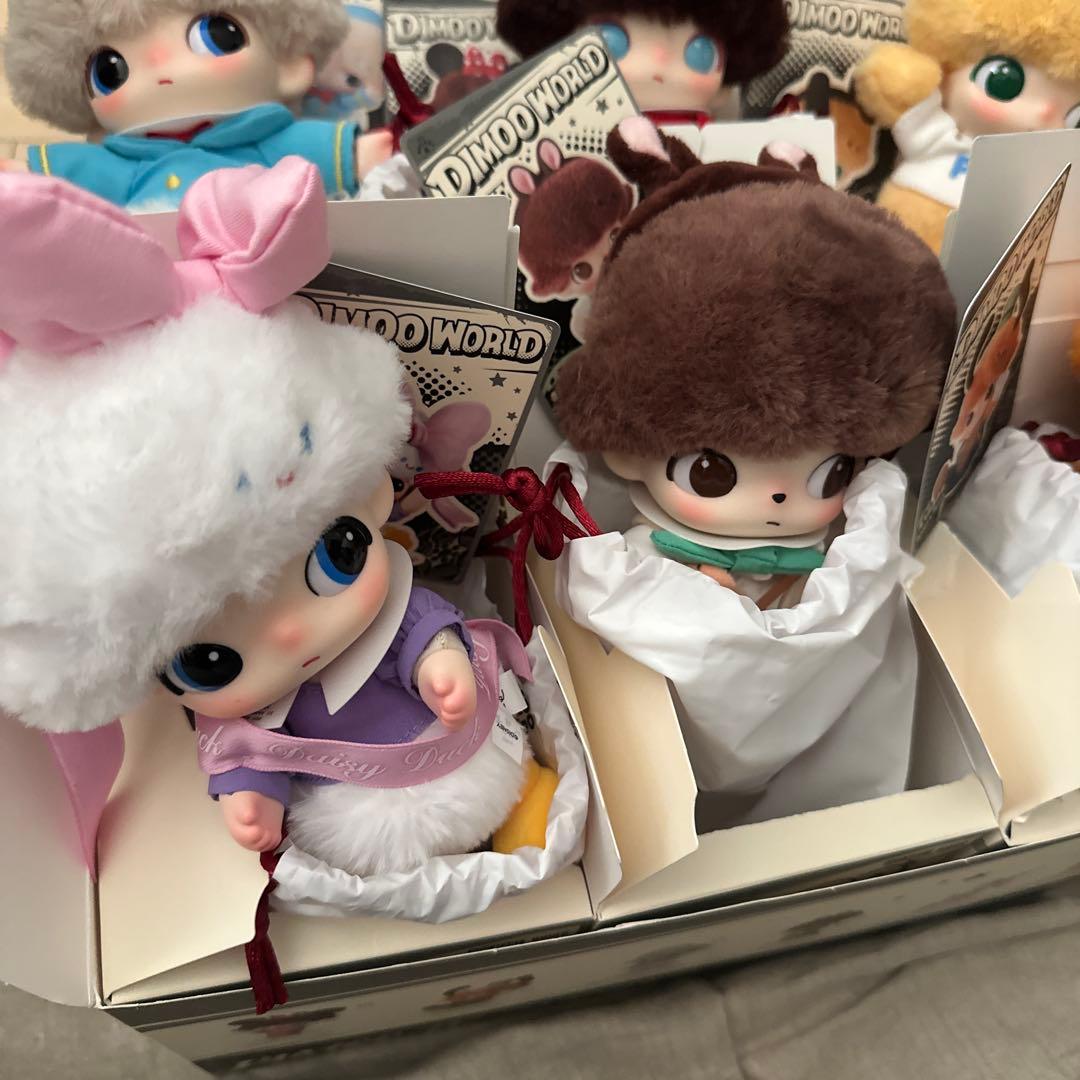 ポップマート　DIMOO WORLD Disney