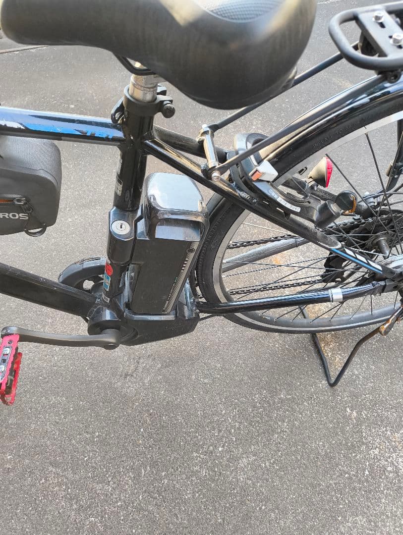 Tb1e 予備バッテリー2つ付き 付属品多数 ジャンク 電動自転車