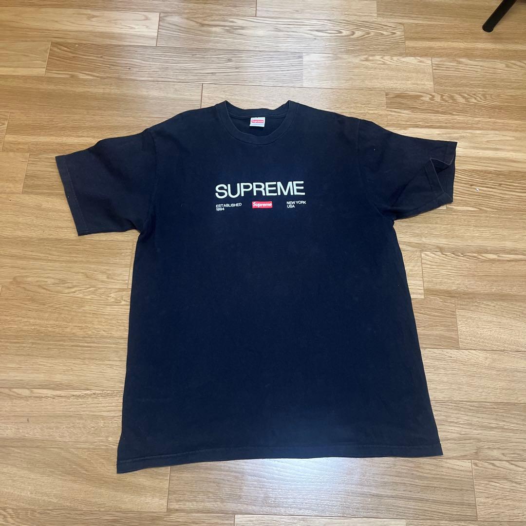 Supreme ブラック Tシャツ ロゴプリント