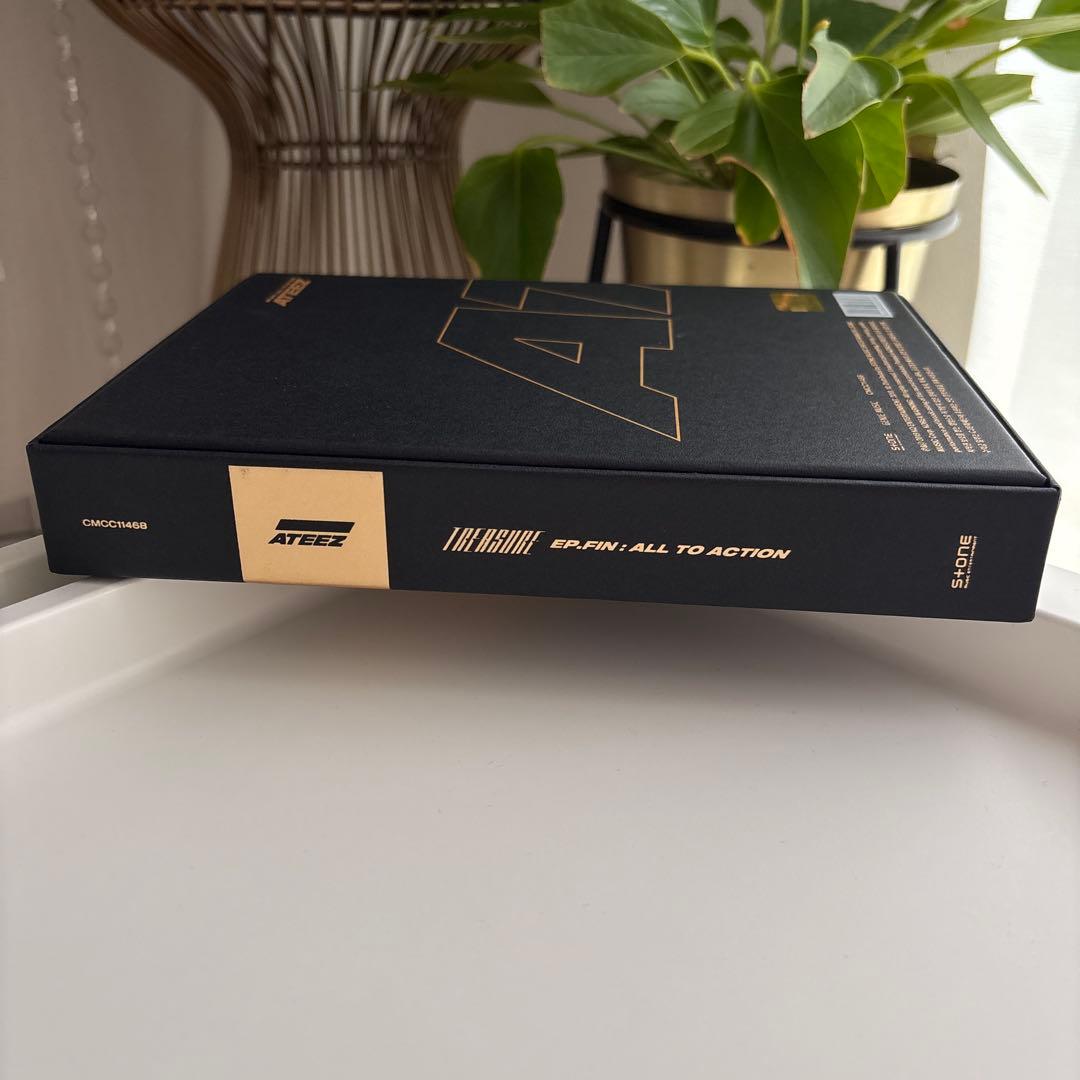 ATEEZ TREASURE EP.FIN：ALL TO ACTION 黒