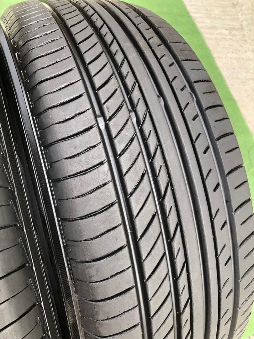 215/60 R16 YOKOHAMA ADVAN dB V552ラジアルタイヤ