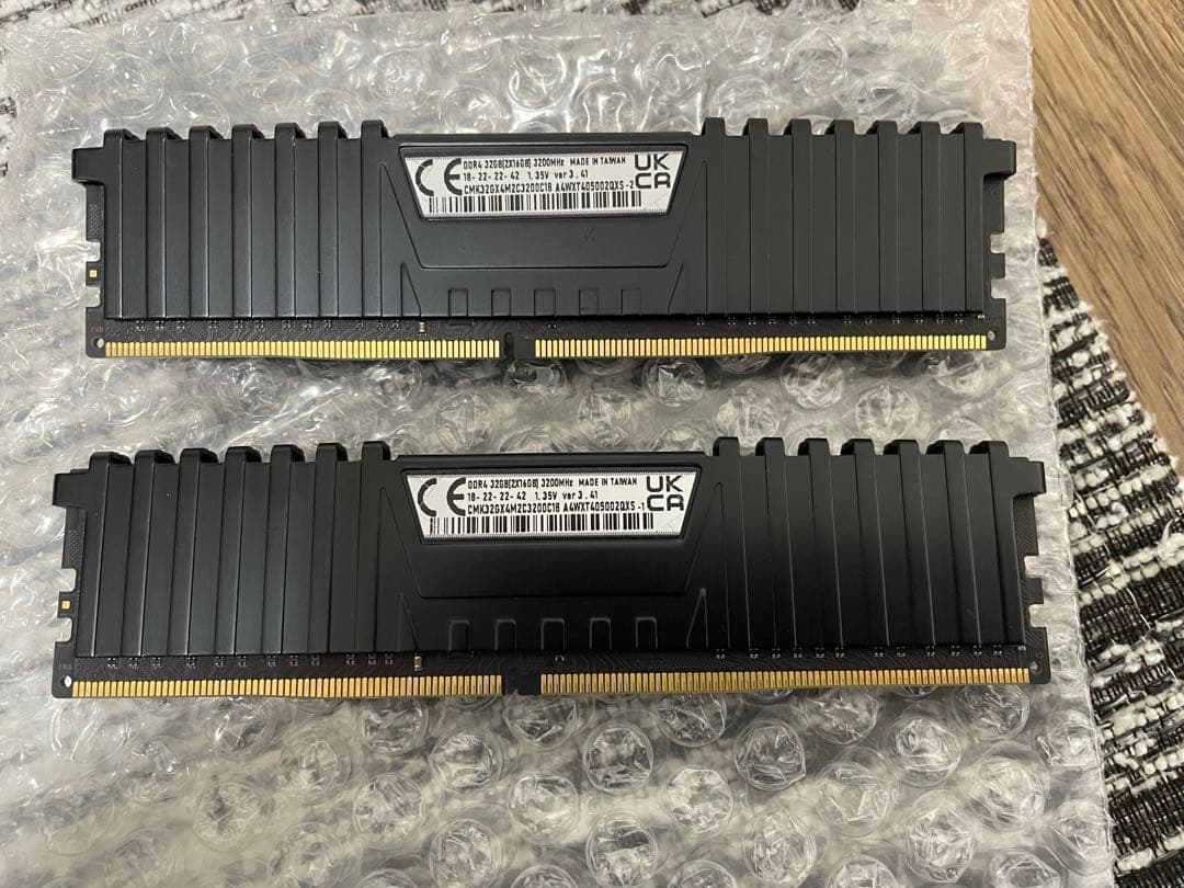 メモリー Corsair Vengeance LPX DDR4-3200 32GB