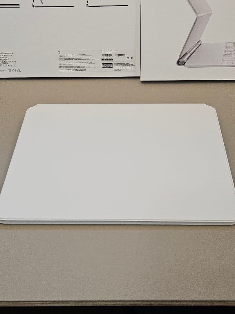 12.9インチ iPad Pro Magic Keyboard US配列 白