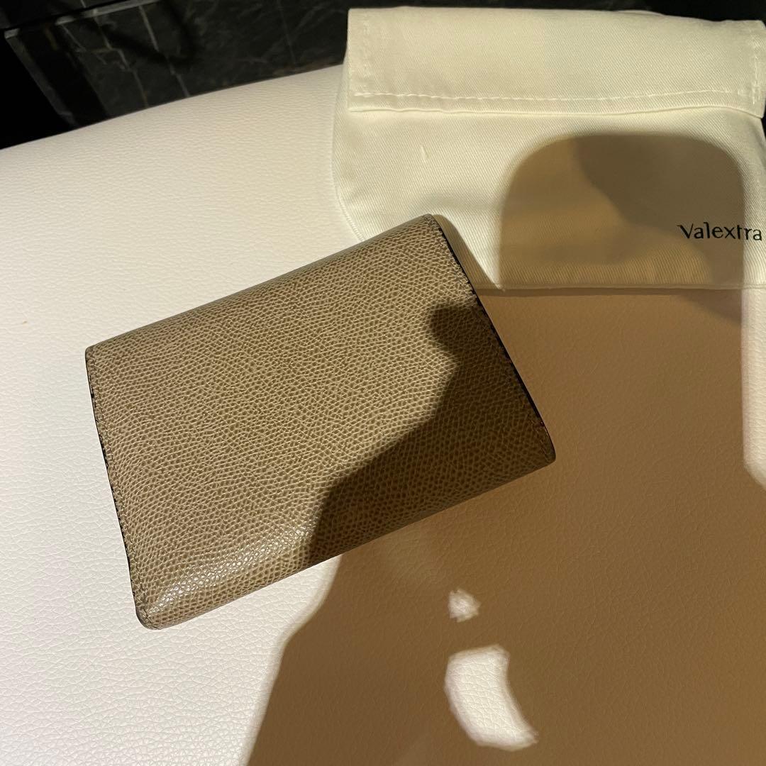 3月限定価格 valextra イジィデ　折り財布　オイスターグレー