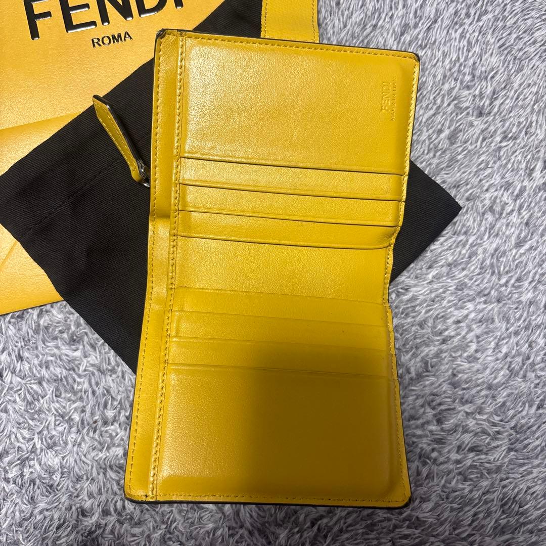 FENDI 二つ折り財布