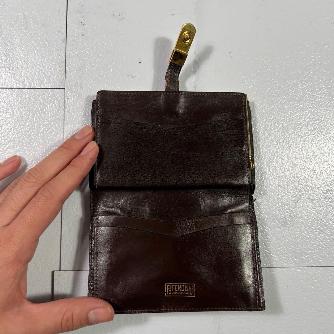 FENDI フェンディ 折り財布 がま口 ズッカ柄 ブラウン