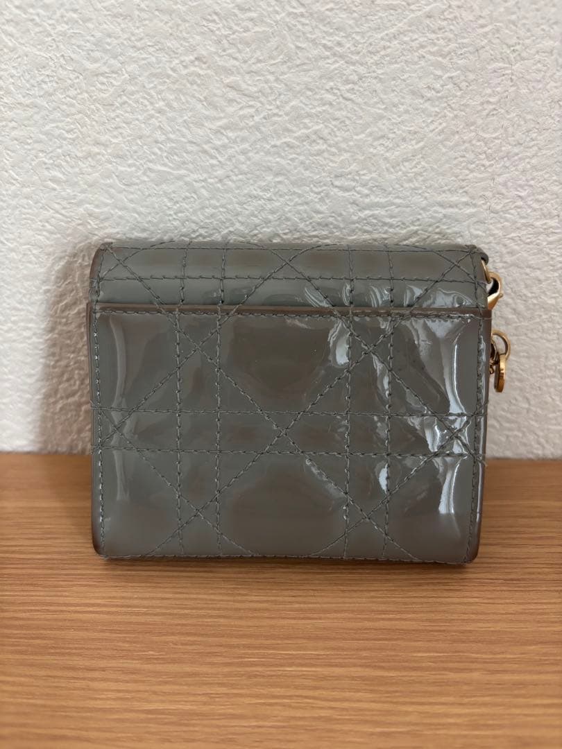 【DIOR】レディーディオール三つ折り財布