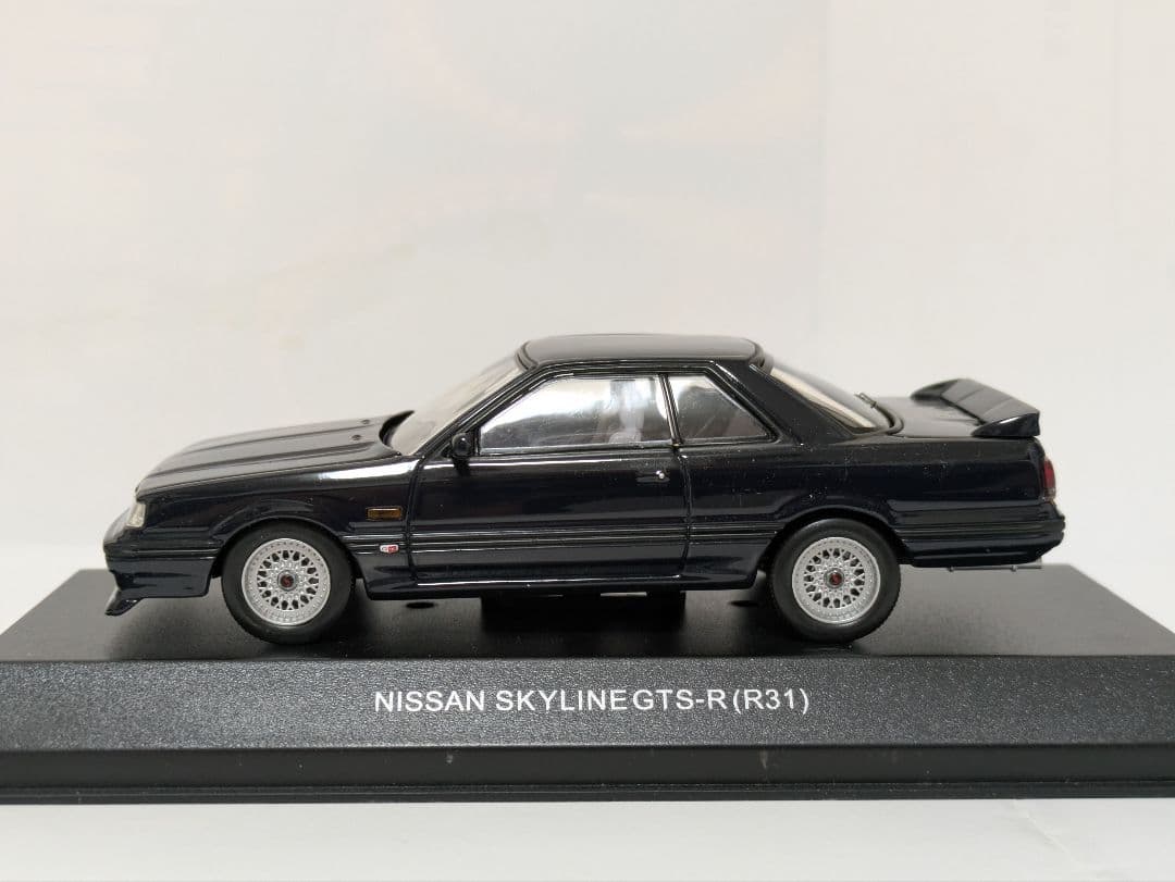 京商 1/43 日産 スカイライン GTS-R R31 ダークブルー