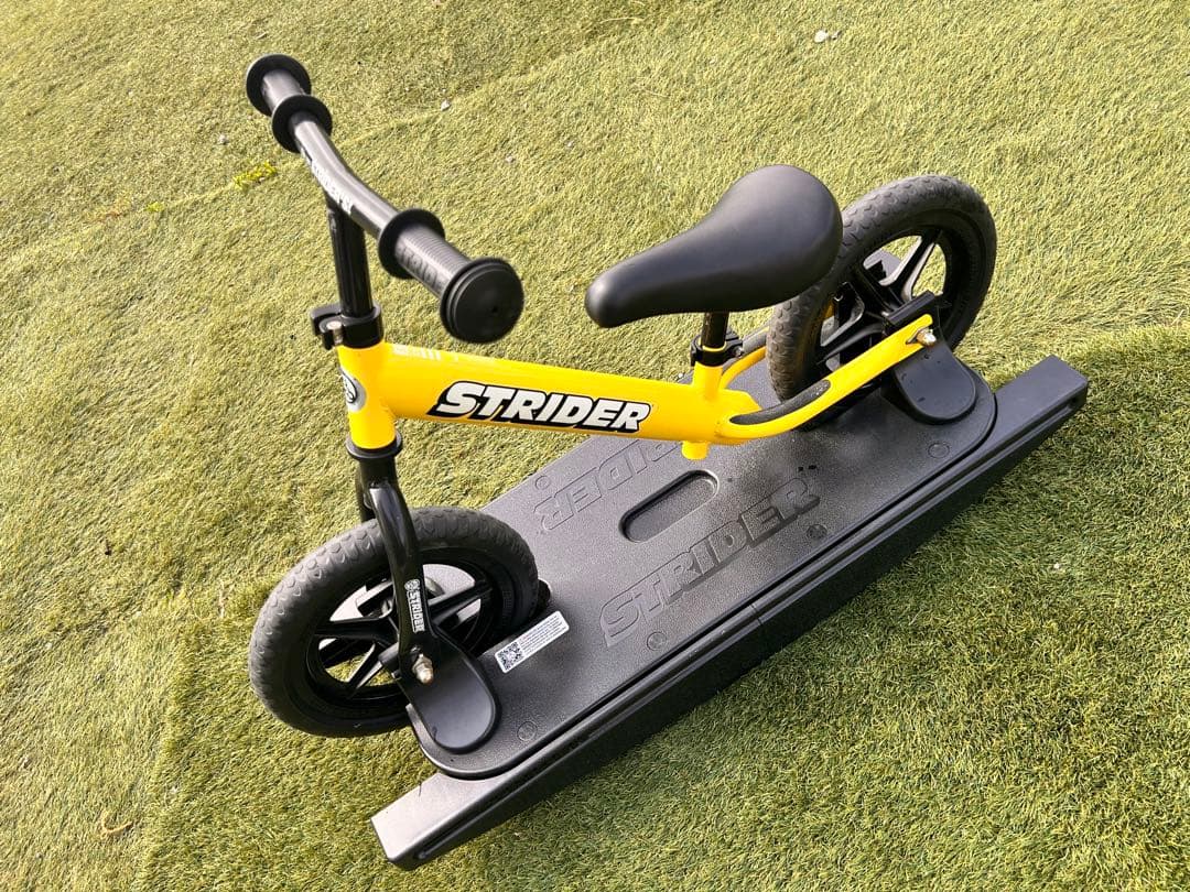 ストライダー　ロッキングベース　STRIDER 台　純正