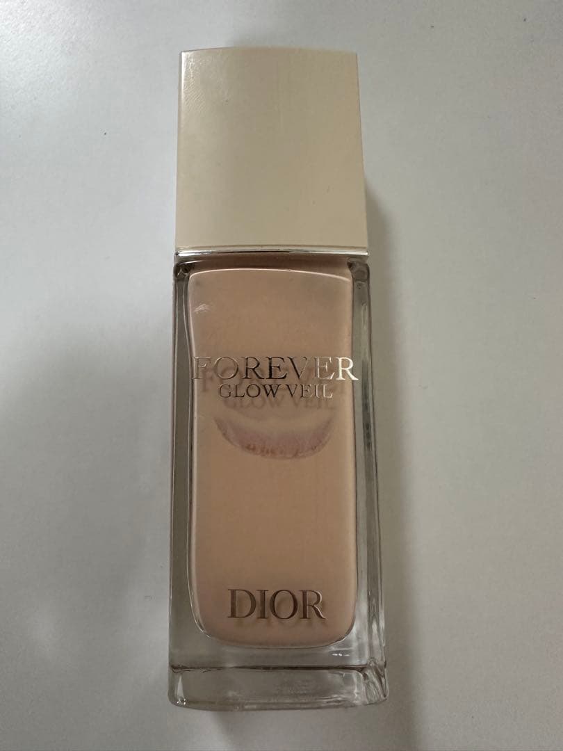 Dior Forever Glow Veil 化粧下地　コンシーラー
