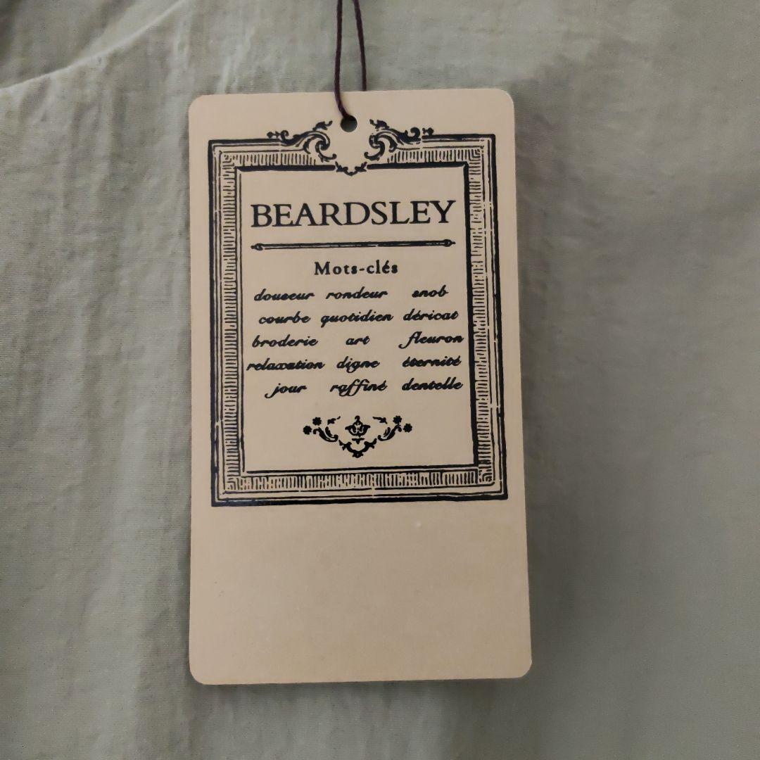 新品　BEARDSLEYバルーン袖フレアーコート　ベージュ