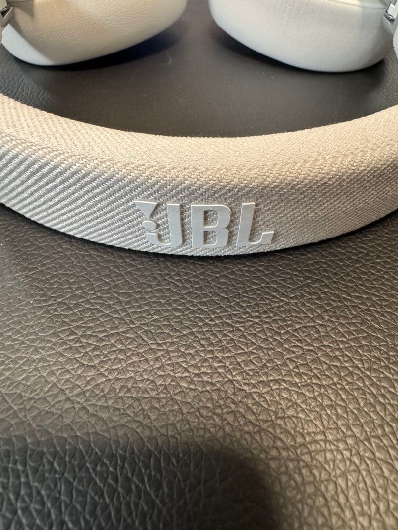 ヘッドホン JBL LIVE 770 NC