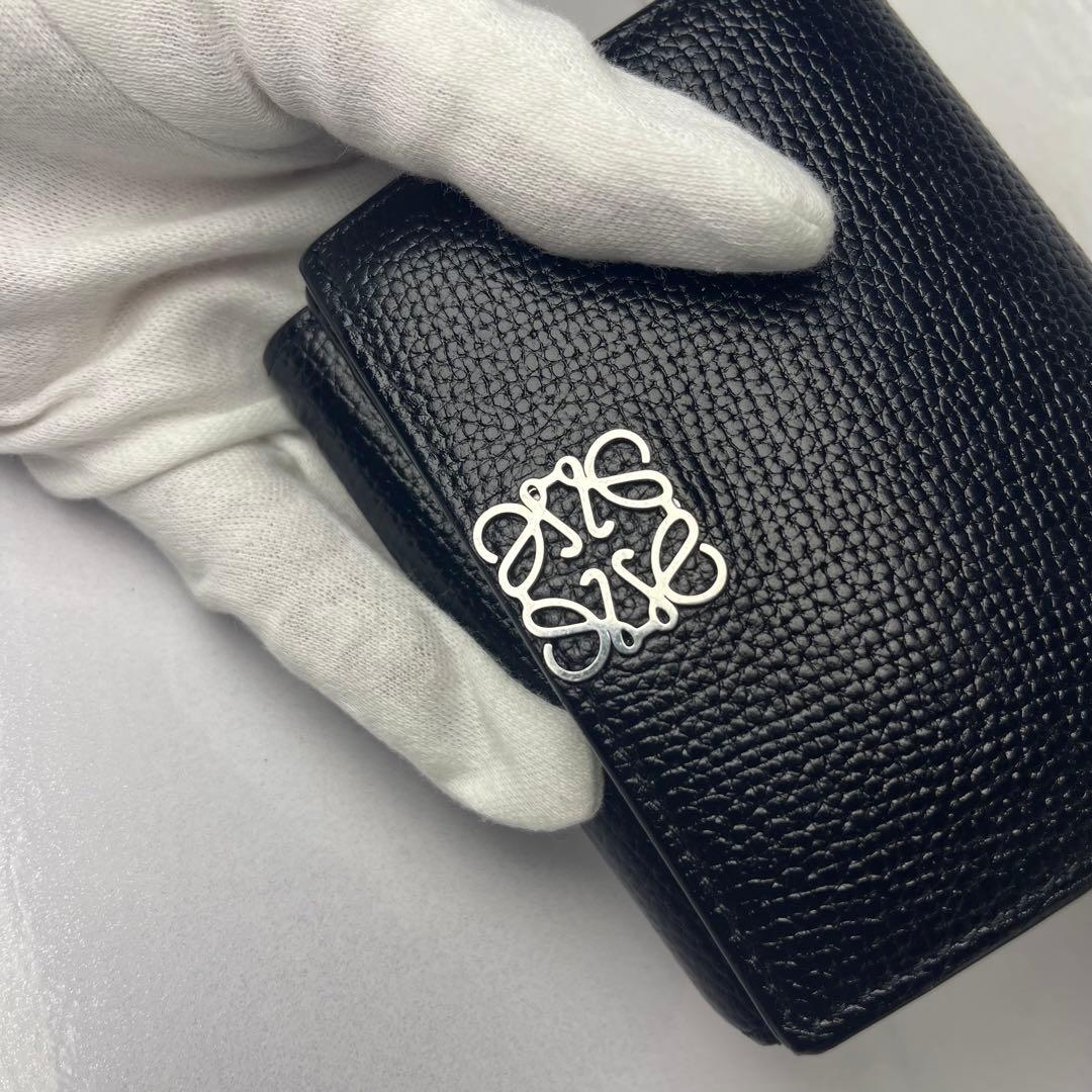 LOEWE ロエベ　アナグラム　トライフォールドウォレット　Ｗホック　三つ折り