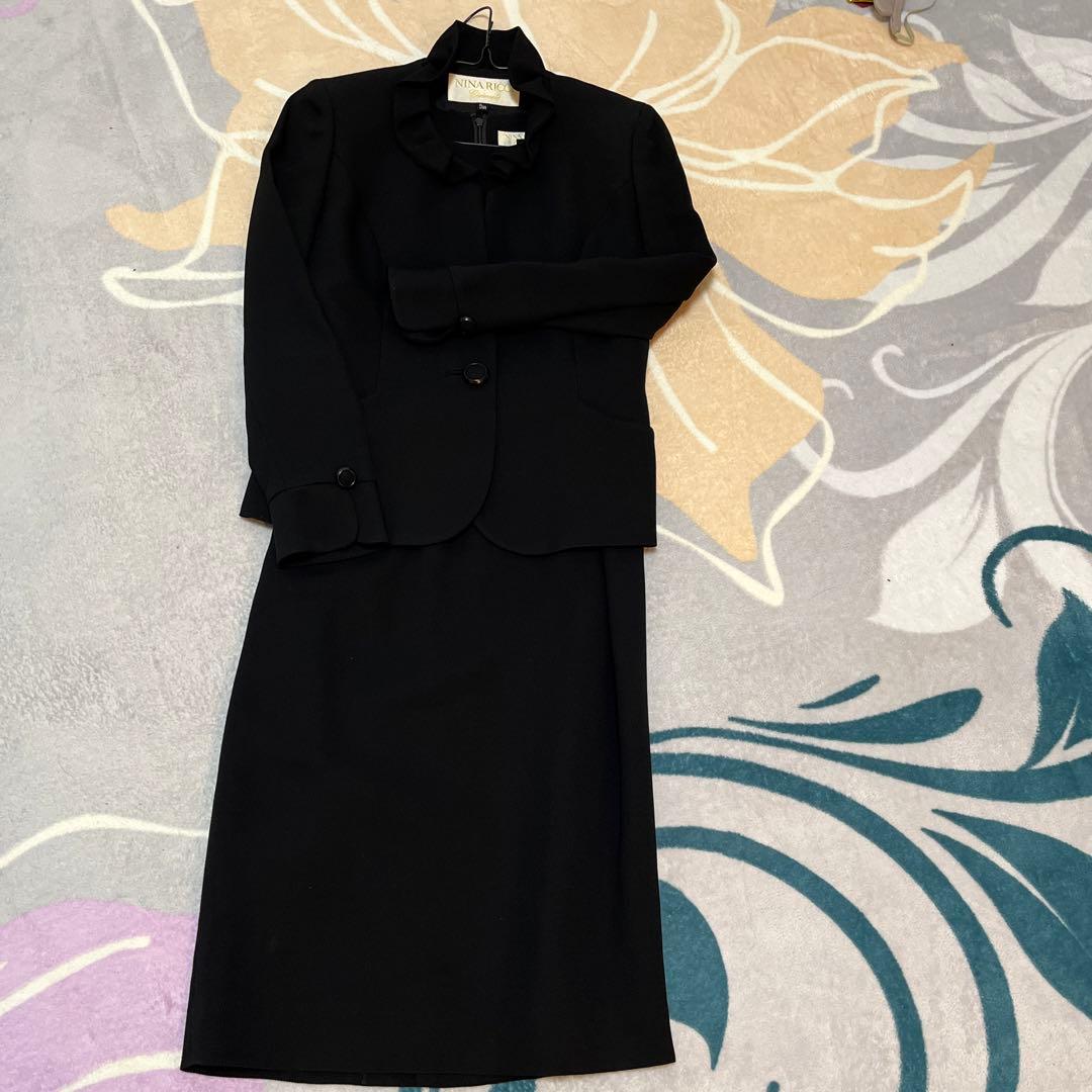 【美品】ニナリッチ　フォーマルウェア　喪服