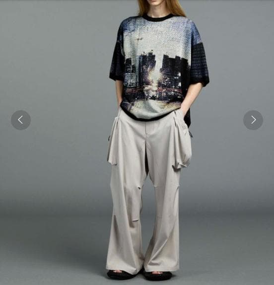 プライムオーバーコンテンポラリーアートショートスリーブクルーネックTシャツ