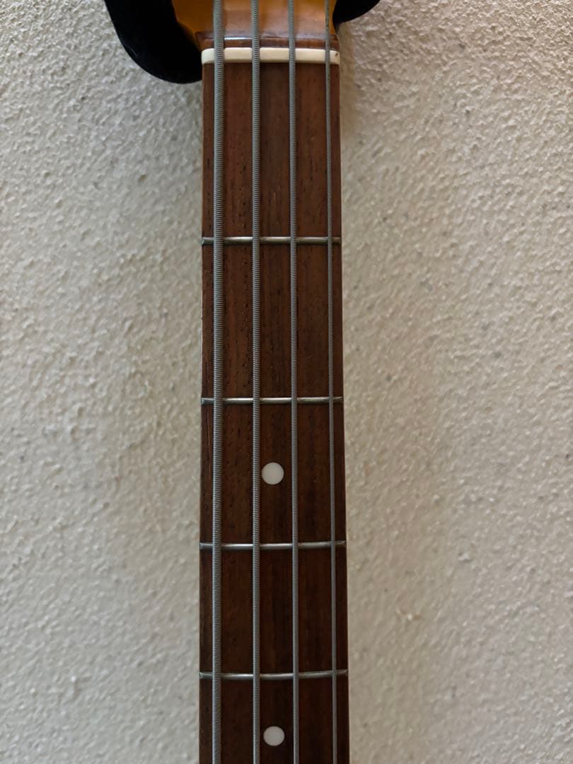 ベース Fender Japan Jazz bass
